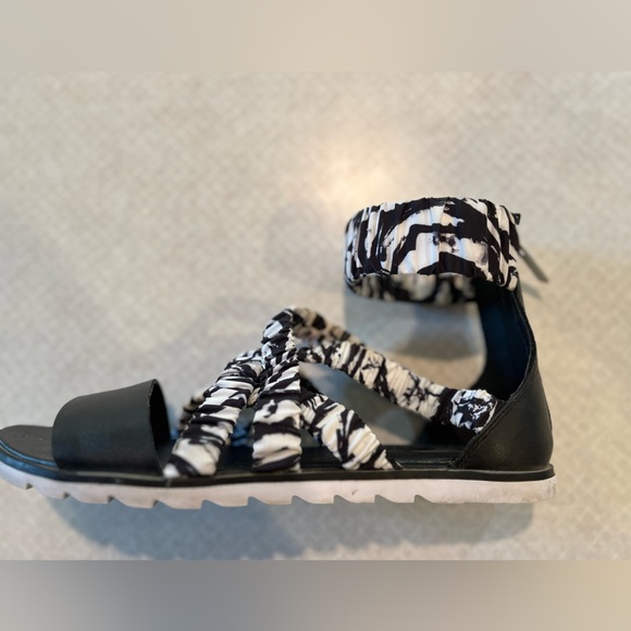 Sorel ELLA Ruched Sandal - Picture 4 of 7